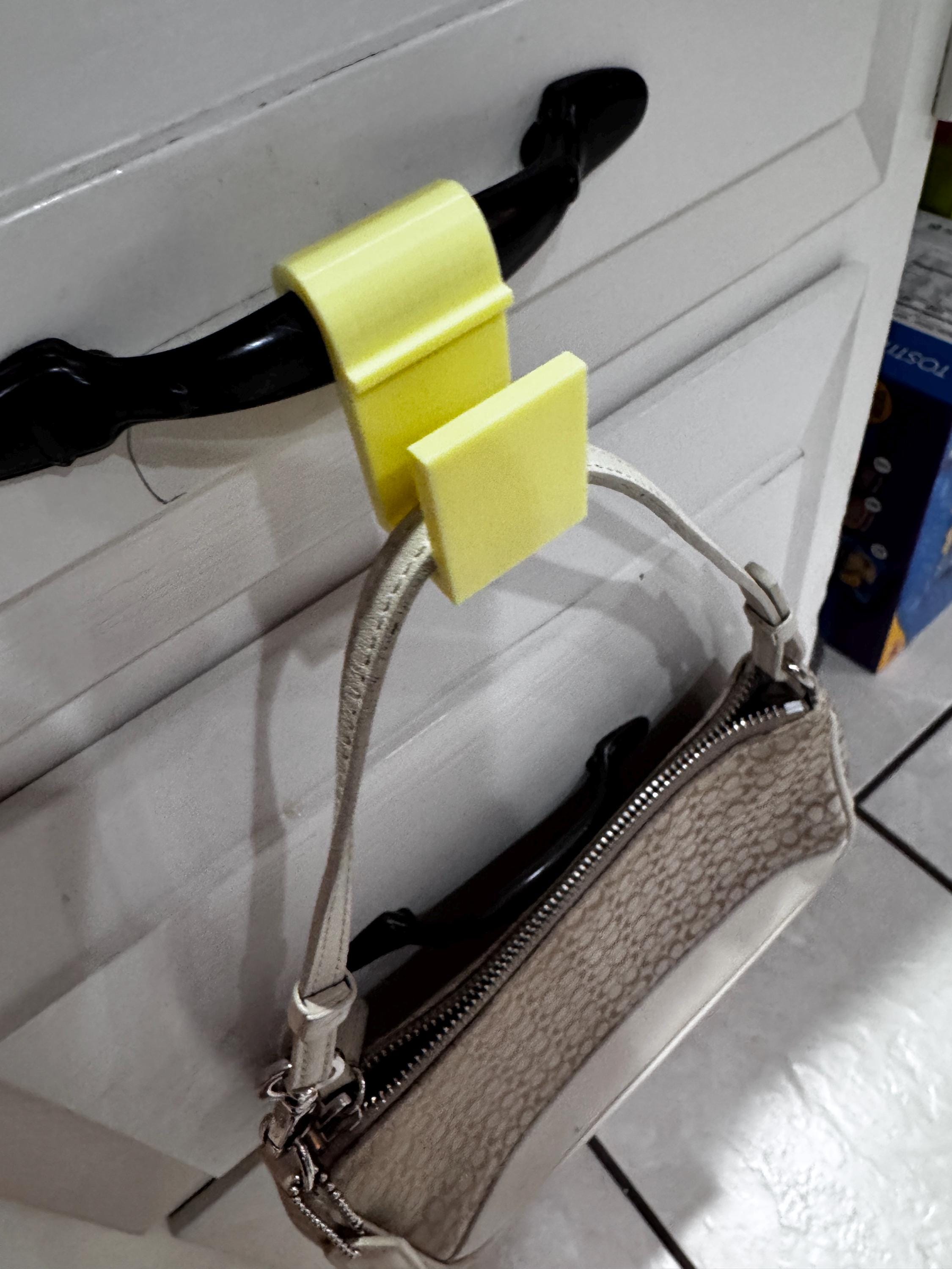 Hand bag clip