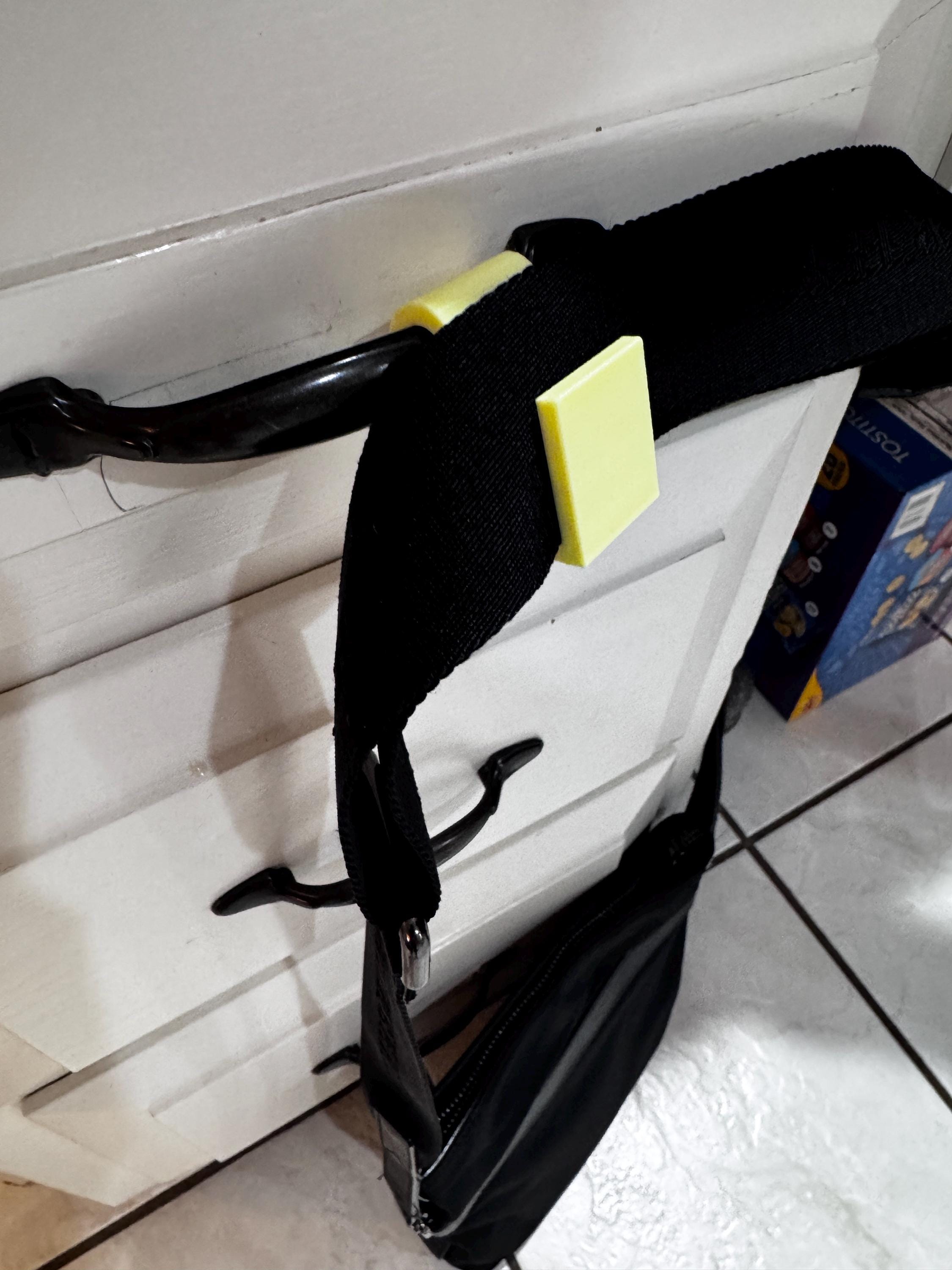 Hand bag clip