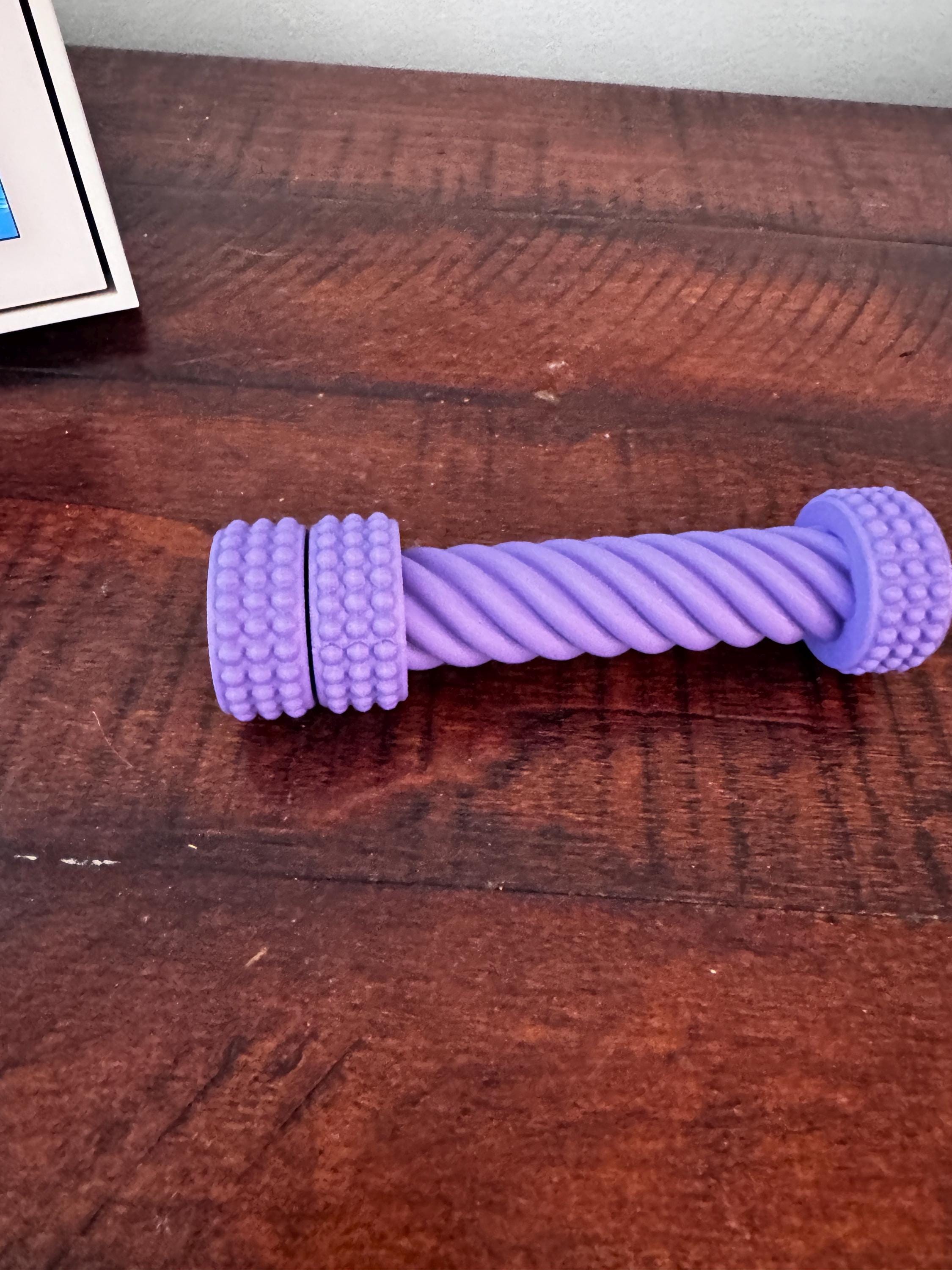 Pole fidget toy