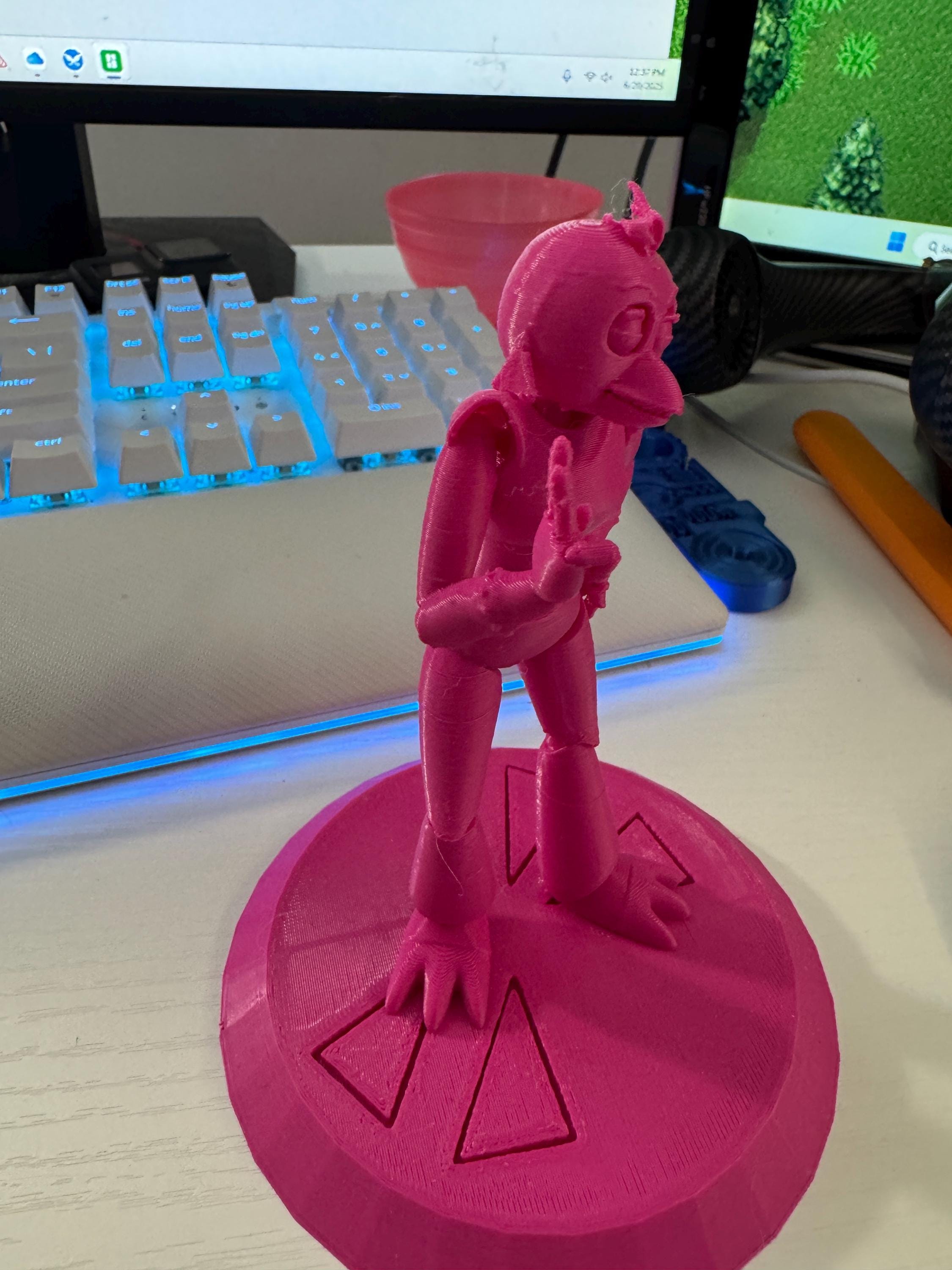 Rock chica  Statue
